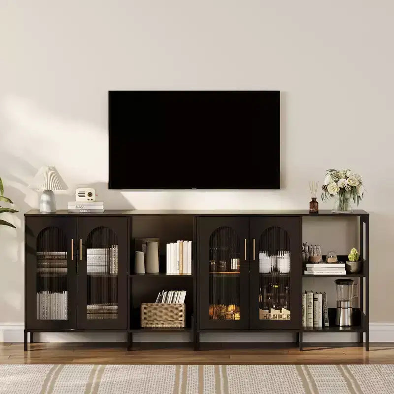 Madia moderna, Credenza a buffet con ante in vetro e ripiani regolabili, Mobile contenitore in legno con maniglie in metallo per soggiorno, cucina