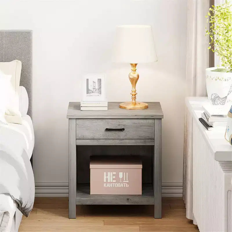 Set di 2 comodini da fattoria con cassetto e ripiano aperto, comodini in legno grigio per camera da letto o ufficio