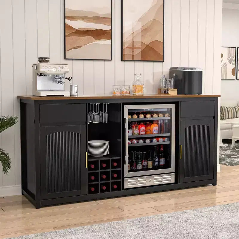 Mobile bar extra lungo da 199,9 cm con spazio per il frigo, portabottiglie, porta calici e presa di corrente integrata